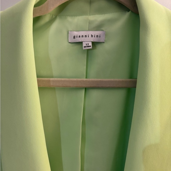 Stunning Gianni Bini Spring Green Blazer Sz 12 NWOT - Picture 9 of 10